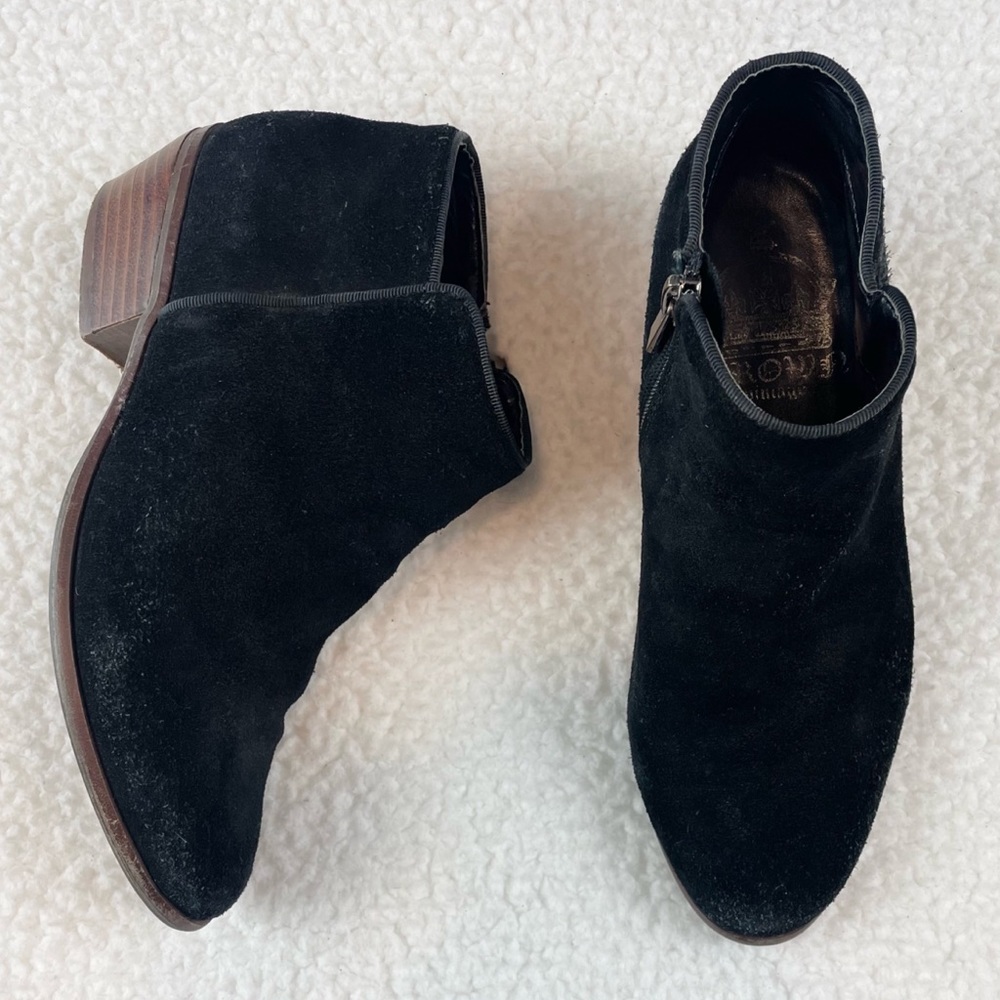 CROWN VINTAGE • Black Suede Leather Tabitha Heeled Ankle Booties, 5.5 - Picture 11 of 16
